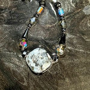 SALE* NEW LUXURY HANDMADE Stone, Gem 💎, Glass, Beaded Necklace / Lanyard/ Chain